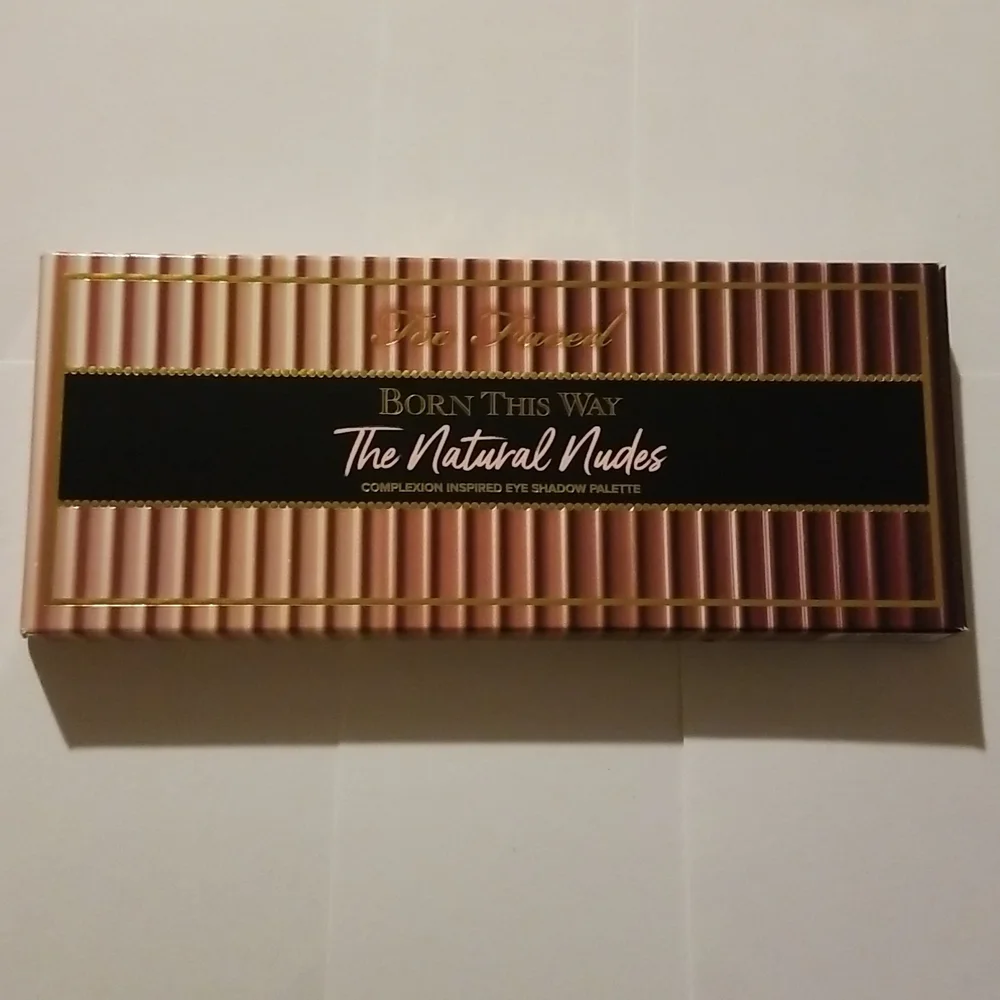 TOO FACED Natural Nudes Born This Way Eyeshadow Palette